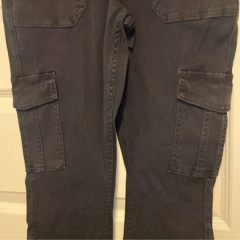 Spanx  stretch twill ankle cargo pant and washed black C17