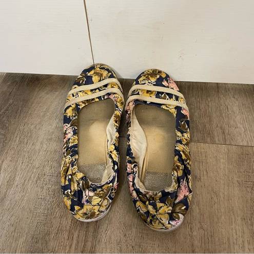 Diesel Women’s Vintage  Floral Ballet Flats Size 9