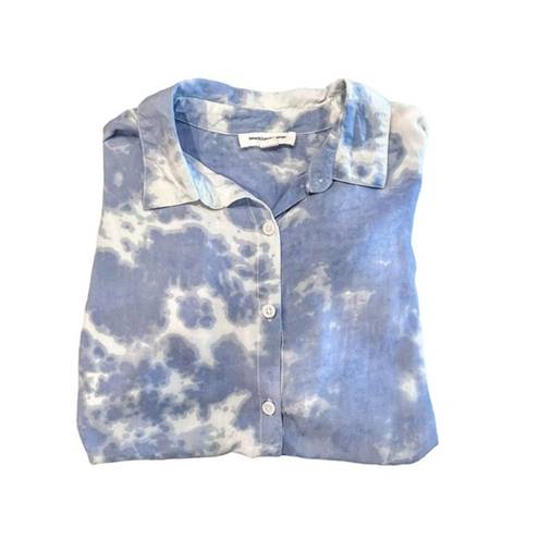 Beach Lunch Lounge Short Sleeve Button Front Blue Tie-Dye‎ Shirt