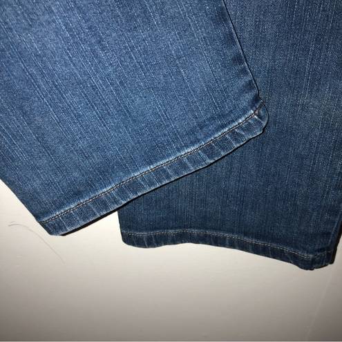 DKNY  Soho Jeans Medium Wash Mid Rise Flap Back Pockets Y2K Stretch woman’s 8