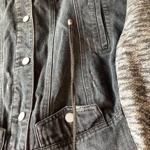 Black Rivet  Black Denim & Gray Heathered Sleeve Button Up Jacket