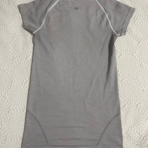 Lululemon Swiftly Tech Short Sleeve