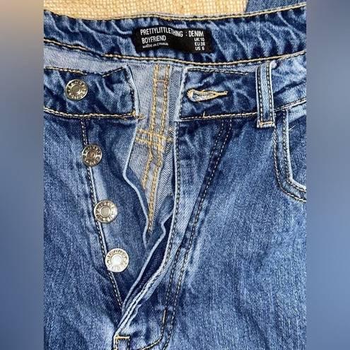 Pretty Little Thing  Boyfriend High Rise Button Fly Jeans Size 6