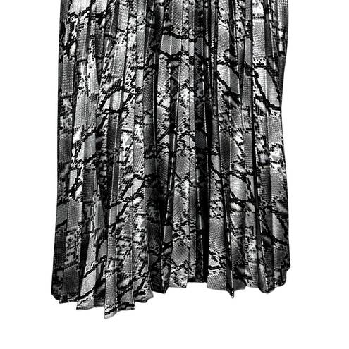 New Look  Woman's Gray/Black Snakeskin Pleated Print Midi Pull On Skirt 2