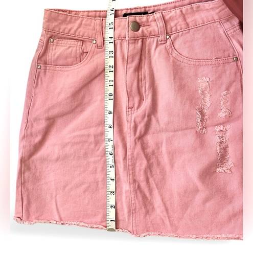 Pretty Little Thing NWTS 💗SIZE 4💗PINK DISTRESSED DENIM MINI SKIRT WITH POCKETS