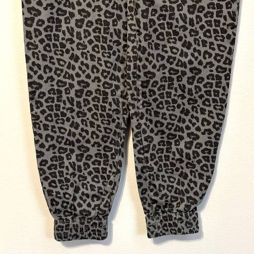 Celebrity Pink  Curvy Joggers - Grey & Black Cheetah Print - Size Small