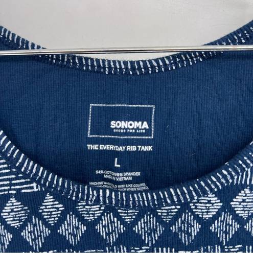 Sonoma 5/$25  Large  blue white print tank b34