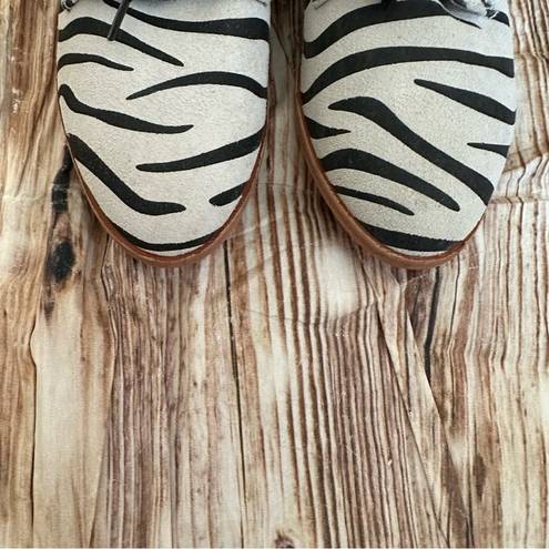 DV by Dolce Vit DV Dolce Vita Drew Zebra Print Oxford Shoes