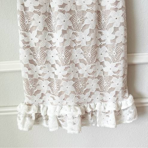 Selfie Leslie NWT  Verona Off-Shoulder Lace Overlay Mini Dress in White sz XS