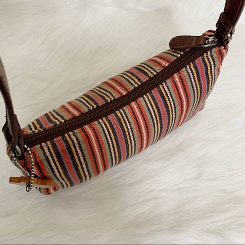 Relic  Y2K Woven Rainbow Knit Shoulder Bag
