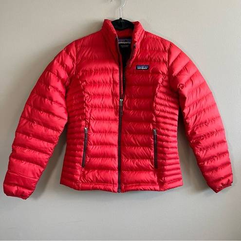 Patagonia  Women’s Down Sweater Red Puffer Coat Small