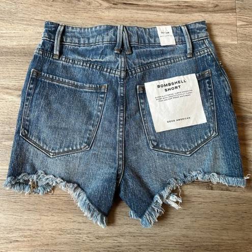 Good American  Bombshell Shorts High Rise Distressed Size 24 NWT