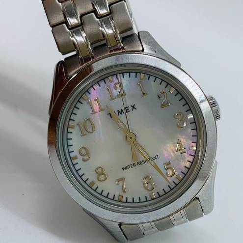 Timex ladies MOP dial Quartz analog watch 29mm silver tone case band 7” runs