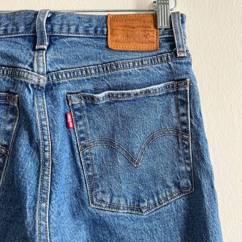 Levi’s Levi Wedgie Jeans Size 26 Women's Vintage Style Stonewash Mom