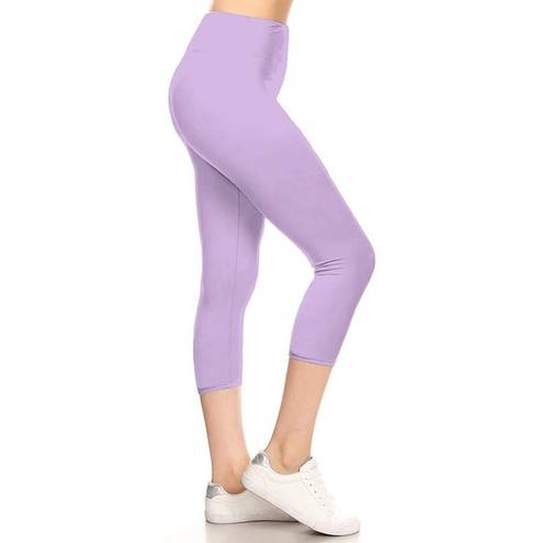 Leggings Depot Plus Size Women's Lavender Yoga Capri Solid