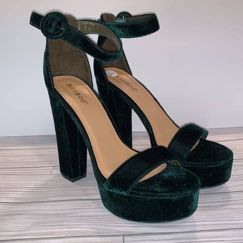 Bamboo  Women's Chunky Heel Platform Sandal with Ankle Strap, Green Sz 7.5 women