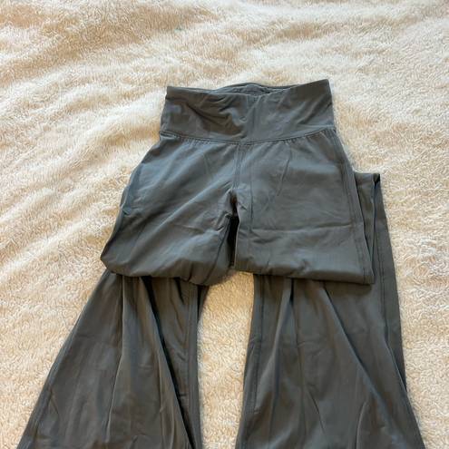 Aeropostale  wide leg leggings/ activewear