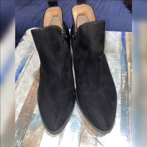 American Eagle  Suede Booties