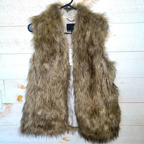 Banana Republic  Women's Light Brown Faux Fur Vest Size XS Petite NEW