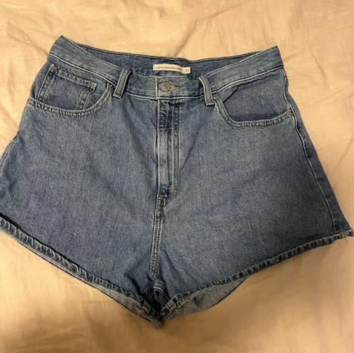 Levi Strauss & CO. Levi High Waisted Mom Shorts 