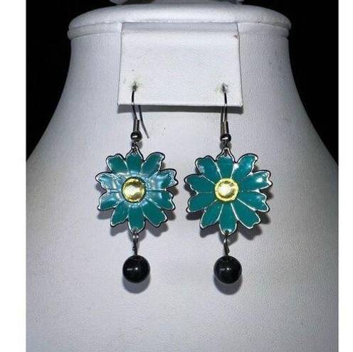 Daisy Vintage Enameled and Rhinestone Bead  Dangle Earrings