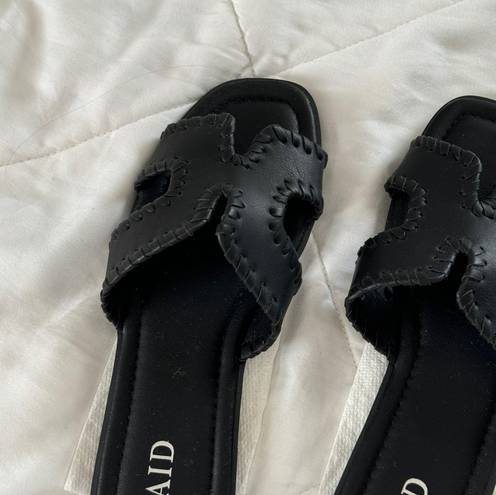 Never Worn Black Sandals Size 7