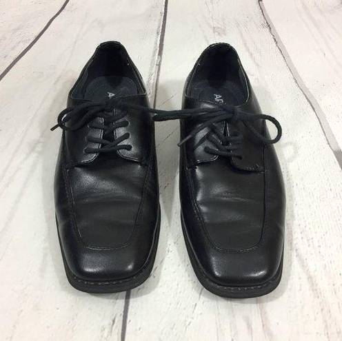 Apt. 9 Leather Oxford Shoes (Size 8W)