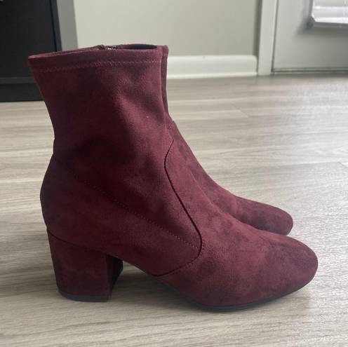 Unisa Heeled Suede Boots