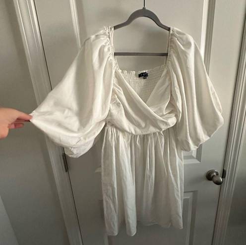 Long sleeve white dress Size L