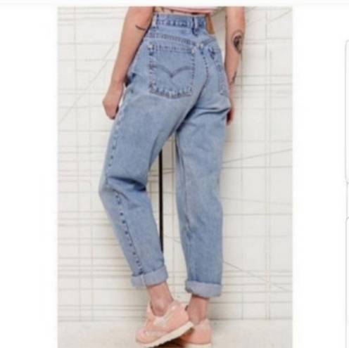 Levi’s Vintage Levi's 560 Mom Jeans Y2K 90s Light Wash Distressed Size 14 Regular