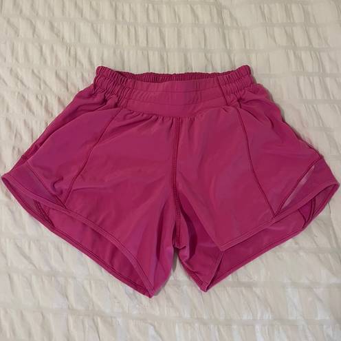 Lululemon Hotty Hot Shorts 4”