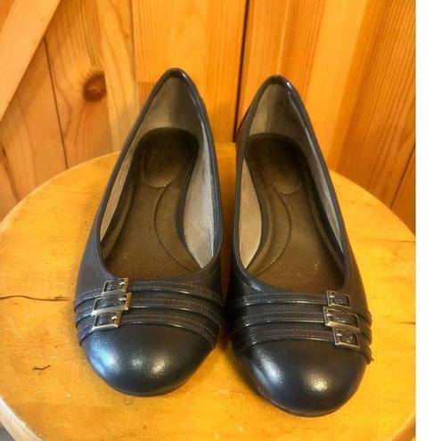 Life Stride  Blue Vegan Leather Loafers, Women's Size 7M