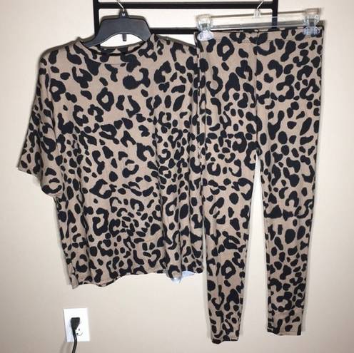 Day & Night  Cheetah print matching pajamas set 