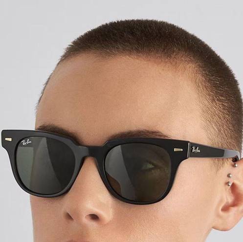 Ray-Ban  Meteor Polarized Sunglasses