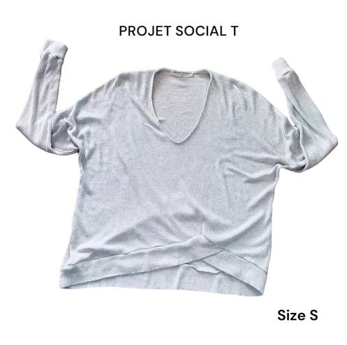 Project Social T ! 0375 -  Cropped Ruched Front V Neck Top - Long Sleeve Thermo High Low - Oversized Small