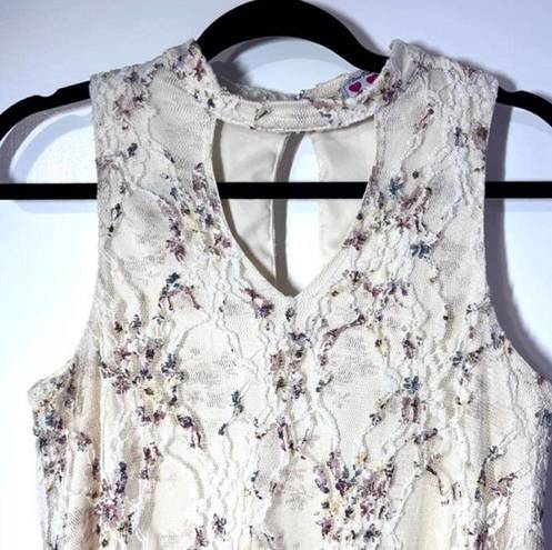 Three Pink Hearts  Floral Lace Choker Sleeveless Tank Top Ivory Medium