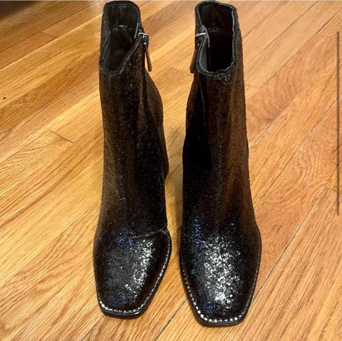 Jessica Simpson NWT  Sparkly Black Ankle Boots