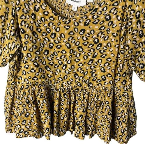 Bohme  Women’s Size Large Animal Print Cropped Blouse