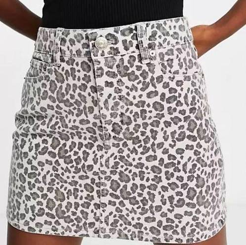 American Eagle  High Rise Mini Skirt Size 14 Short Cheetah Print grey