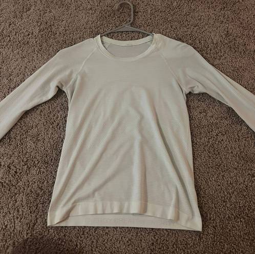 Lululemon Swiftly Tech Long Sleeve