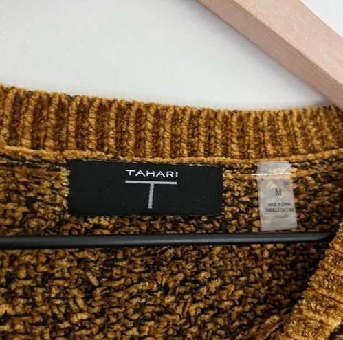 T Tahari Women’s Crewneck Knit Sweater in Mustard Yellow and Black Size Medium