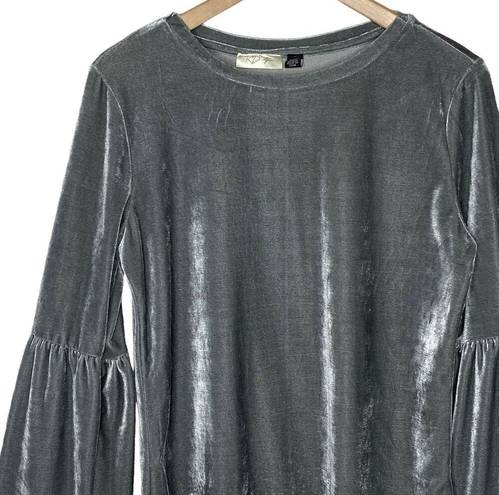 RD Style  Velvet Bell Sleeve Top Silver Long Sleeve Boho Whimsygoth Grey sz Small