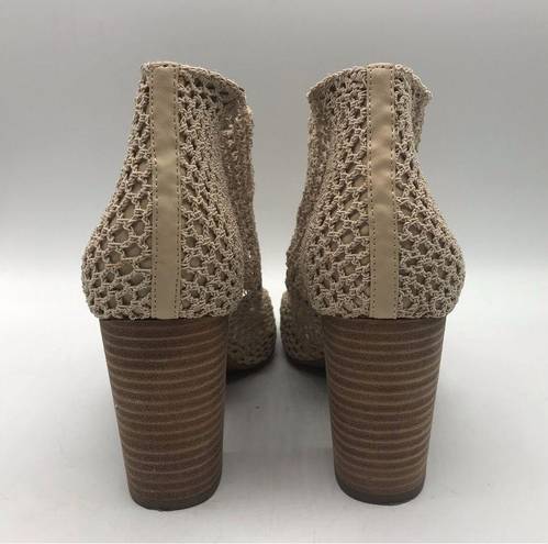 Jessica Simpson  Size 8 Rianne Crotchet Cream Booties Shoes