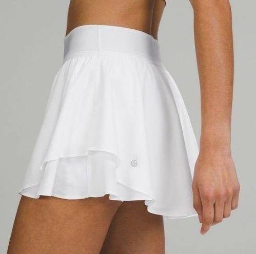 Lululemon  white court rival skirt built in shorts pockets skort size 4