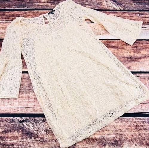 American Eagle  Lace Bell Sleeve Mini Dress‎ Medium Cream Geometric Keyhole Back