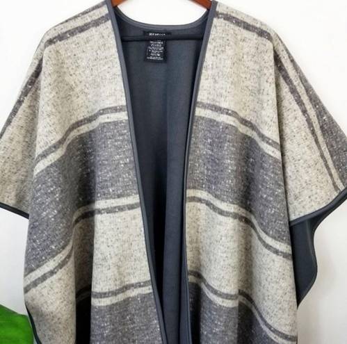 IKE‎ BEHAR Reversible Fleece Poncho Wrap On OS Size undefined