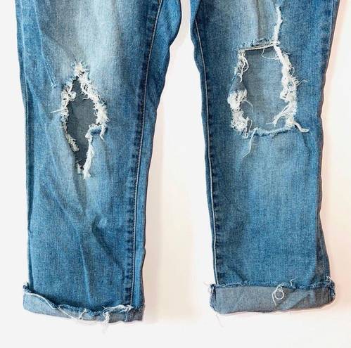 Celebrity Pink Dalton Medium Wash Destructed Crop Straight Leg Jeans