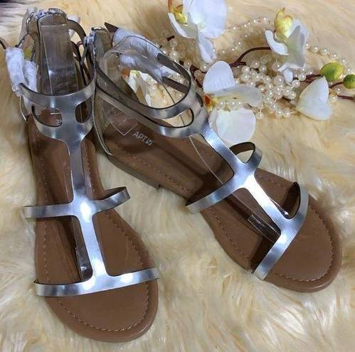 Apt. 9  Gladiator Women’s Sandal Size 7.5