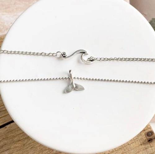 Set of 2 beach themed silver anklets