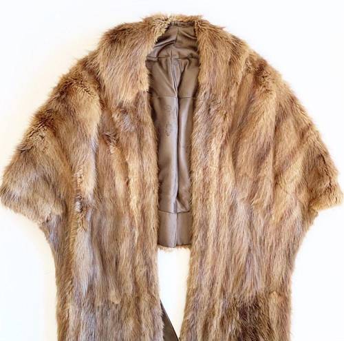 Vintage Mink Fur Stole Cape Capelet Winter Luxury Wrap Pockets Size undefined